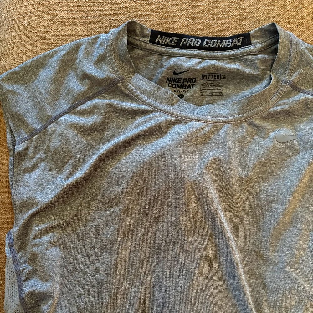 Men's Nike Pro Combat Dry Fit Sleeveless Top